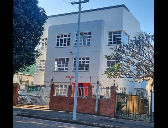 3 BEDROOM FLAT FOR SALE IN GLENWOOD